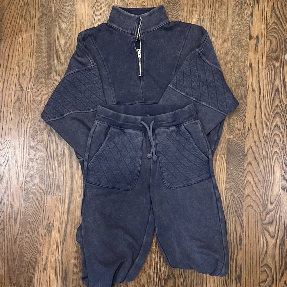Wild Fable Quilted sweat set ASO Sarah Cameron in OBX